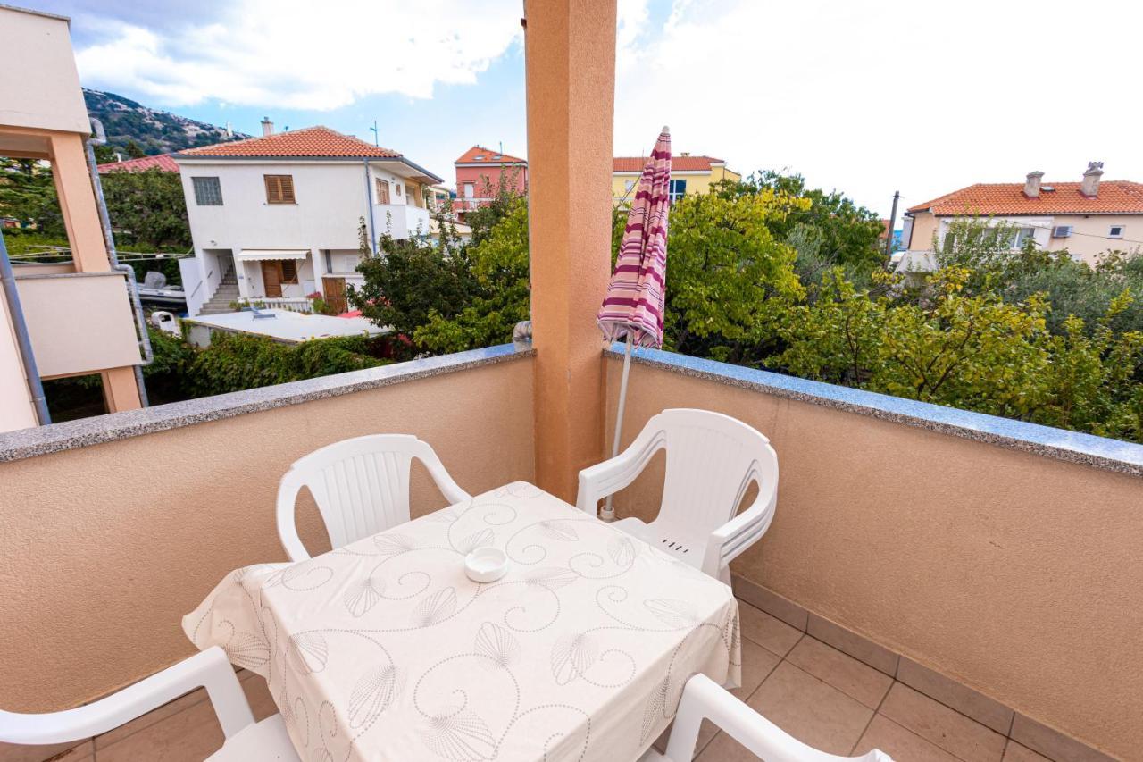 Apartments Crnekovic IV Baška Exterior foto