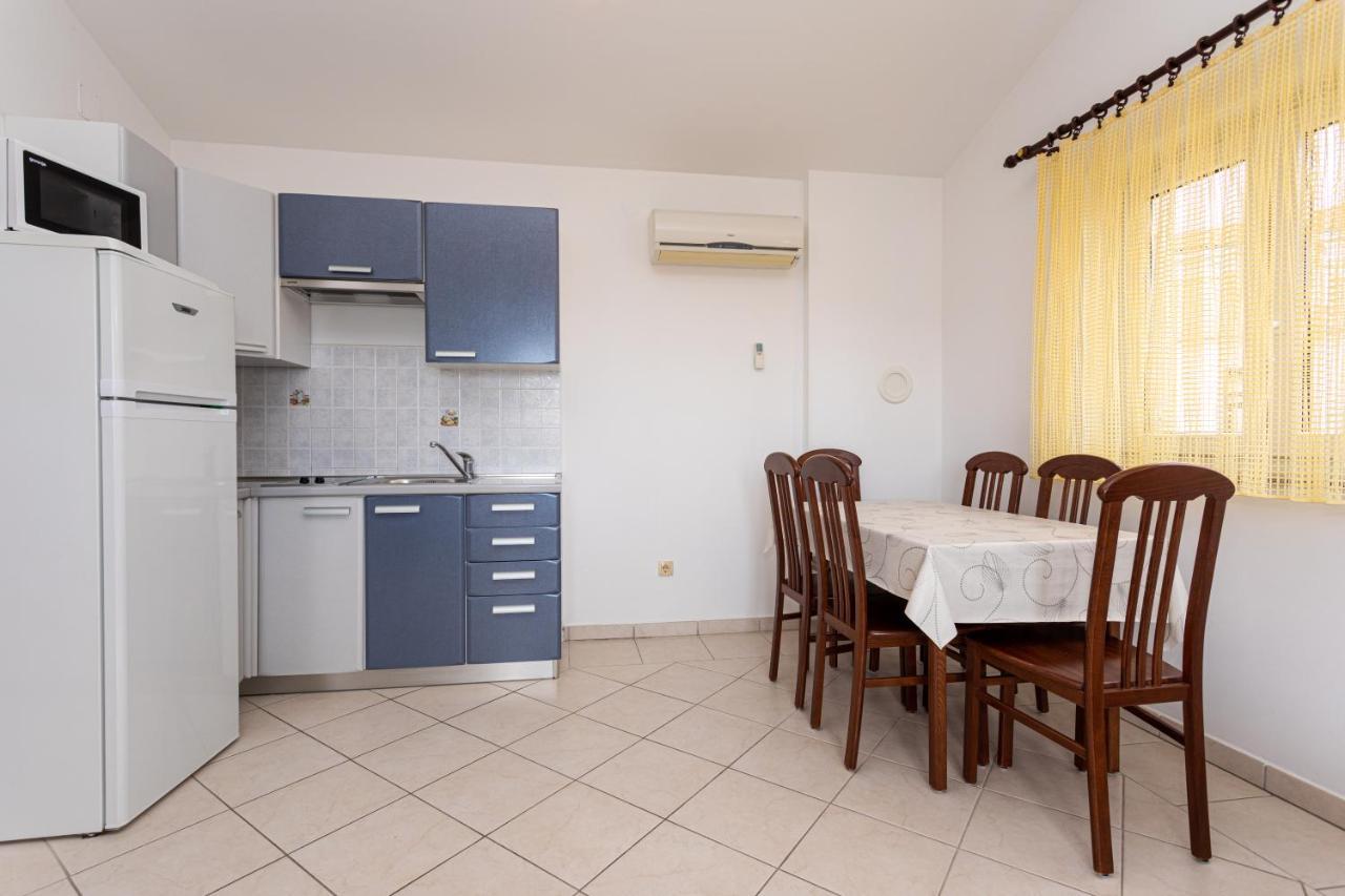 Apartments Crnekovic IV Baška Exterior foto