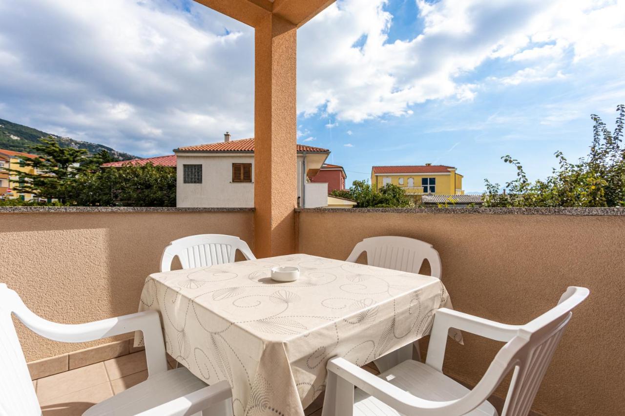 Apartments Crnekovic IV Baška Exterior foto